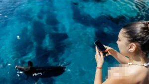 Island Paradise with an Unusual Twist: How Greece’s Atokos Island Became the World’s Newest Viral Travel Hotspot
